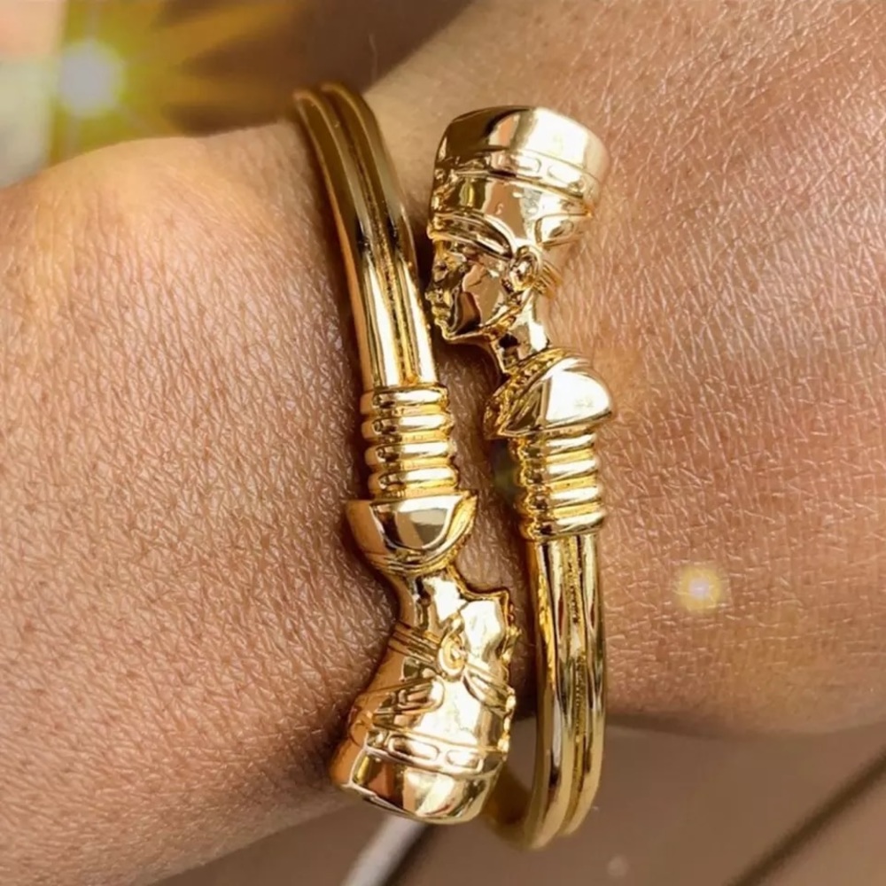 Stainless Steel Egyptian Queen Nefretiti Bracelet - Picture 5 of 5